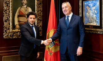 Đukanović predložio Abazovića za mandatara