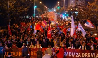 U nedjelju u Podgorici u 18h, prekoputa Hrama veliki protest: DPS i URA zvanično u koaliciji