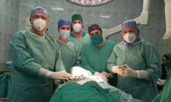 Prvi put u Crnoj Gori izvedena hibridna procedura aneurizme grudne aorte