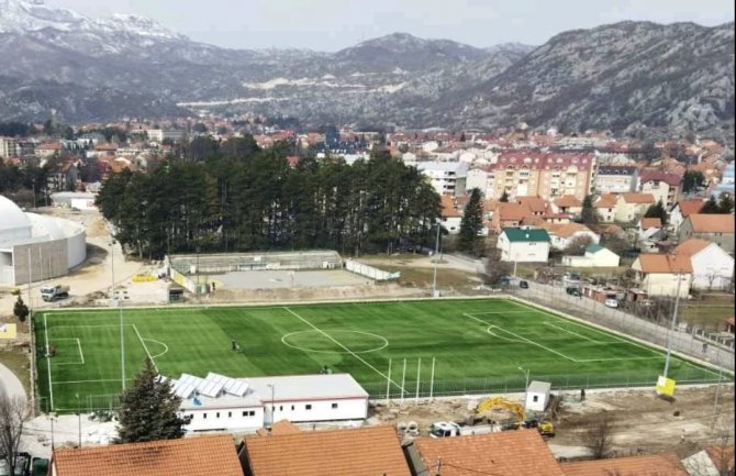 Pomoćni teren na Cetinju još nije za upotrebu, još nije dobio dozvole