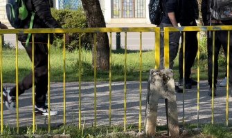 41 škola dobila dojavu o postavljenoj bombi, policija traga za osobom koja je poslala mejlove