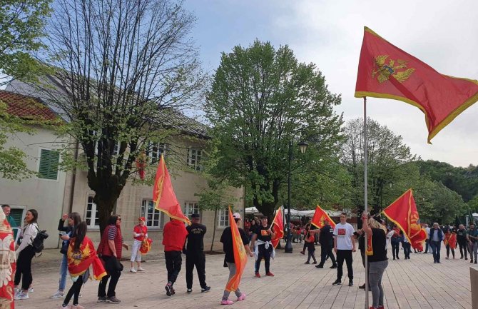 Batrićević: Onaj pred kime Cetinje zatvori svoja vrata, ne može vladati CG; Zeković: Belveder je cijela CG;