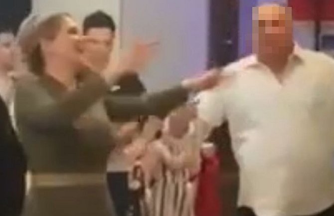 Kad crnogorska poslanica zaigra šotu (Video)