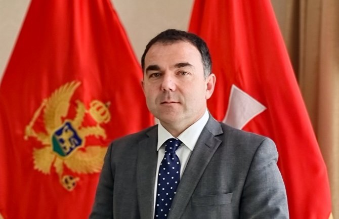 Đurašković čestitao lavicama: Držale ste časove ljubavi i patriotizma, Crna Gora se ponosi sa vama