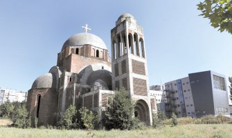 Zabranjeno služenje liturgije u centru Prištine