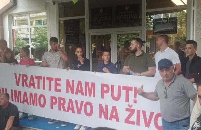 Bijelo Polje: Treći protest mještana zbog zastoja na rekonstrukciji saobraćajnice