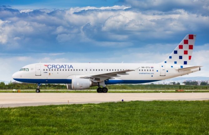 Hrvatski avion koji je letio za Sarajevo  pogođen metkom