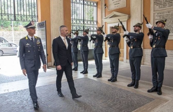 Novi vidovi saradnje između crnogorske policije i Guardia di Finanza