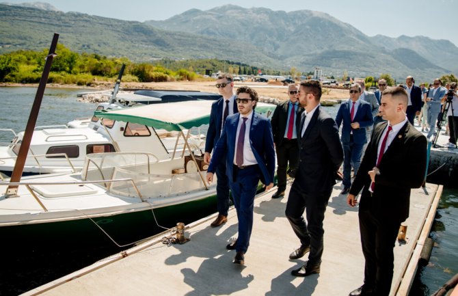 Abazović: Tivat na jesen dobija moderan vodeni terminal