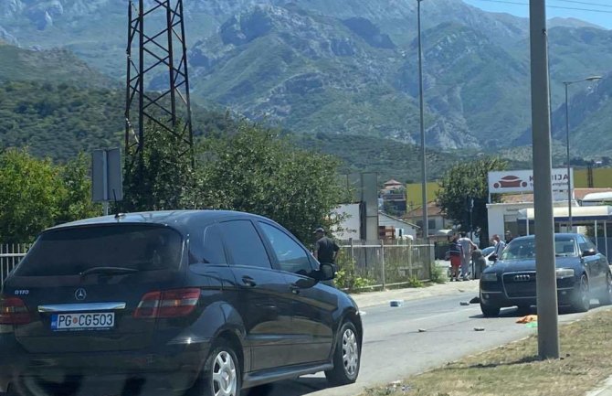 Na pješačkom prelazu u Baru udarena žena, zadobila povrede opasne po život