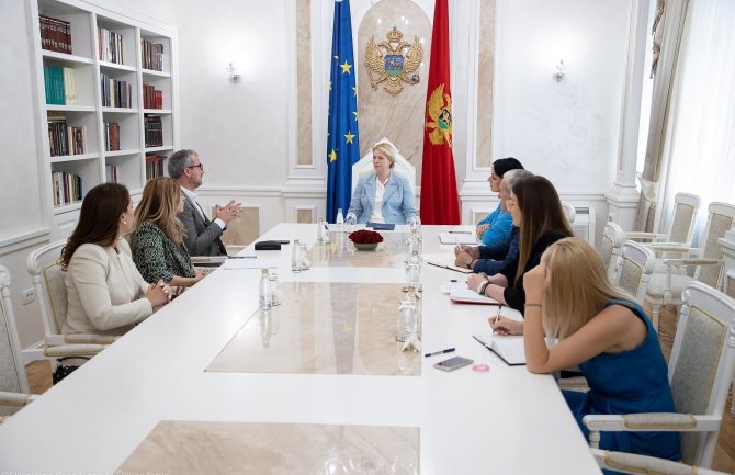 Đurović sa predstavnicima NVO Institut alternativa: Jedan od izazova, ali i prioriteta je donošenje Zakona o Skupštini