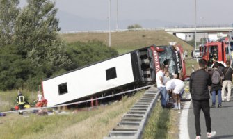 Autobus sletio sa autoputa u Hrvatskoj, poginulo najmanje 11 ljudi