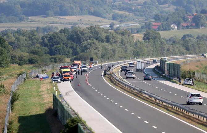 U udesu poljskog autobusa stradalo 12 hodočasnika