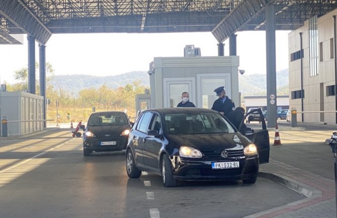 Puštena iz pritvora ruska novinarka privedena na Kosovu zbog špijunaže