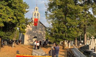 Crnogorska zastava i na hramu Svetog Jovana u Bajicama