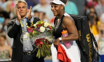 Serena izgubila i oprostila se od Toronta