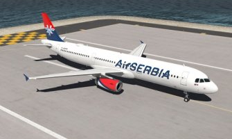 Drama iznad Tivta: Iz aviona Air Serbia varnice, dim, gorivo ispušteno u more