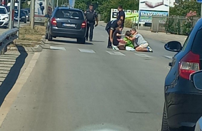 Saobraćajna nezgoda u Baru, ženu udario automobil na pješačkom prelazu