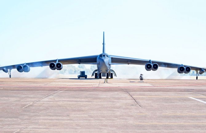 Američki bombarderi će preletjeti crnogorsku obalu u ponedjeljak