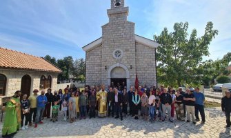 CPC: Masovna podrška, građani potpisima zahtijevaju da se crkve, manastiri i zemljište vrate u vlasništvo Crnoj Gori