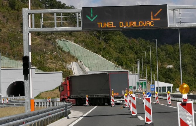 Danas i sjutra preusmjerenje saobraćaja na dijelu autoputa