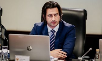 Kovač: Neprihvatljivo je zabraniti ulaz Božoviću, zvaničnom ambasadoru Srbije