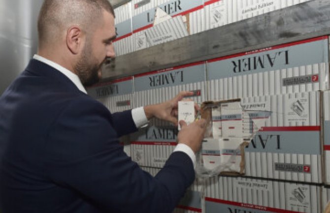 M portal: Ambasadori NATO zemalja tražili smjenu Rada Miloševića