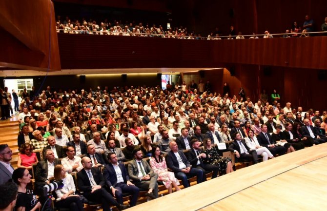 URA DPS-u: Dok trpate pare u džepove i na bankovne račune u inostranstvu, mi vraćamo novac od akciza u budžet