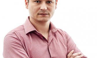 Radulović: Potrošili ste 24.5 miliona na “Bulevar sa nedostacima”, gdje su trotoar, biciklistička staza i odgovarajuća rasvjeta?