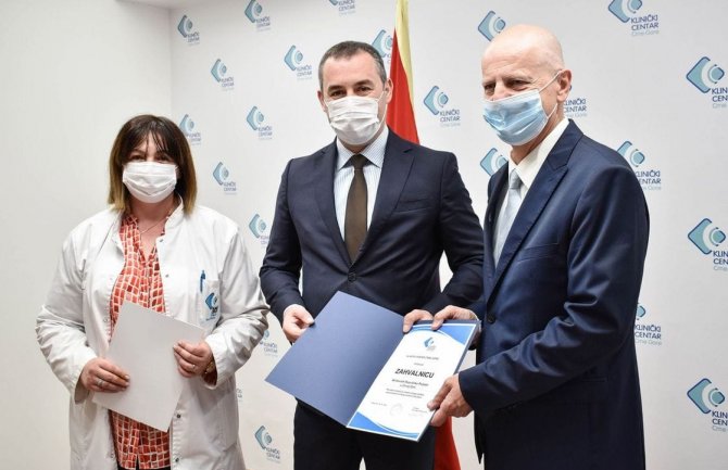 Ambasada Poljske donira ultrazvučni aparat Kliničkom centru