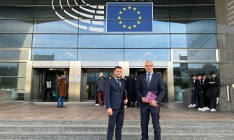 Budva da bude Evropska prijestonica kulture 2028: Božović i Zenović predali aplikacionu knjigu