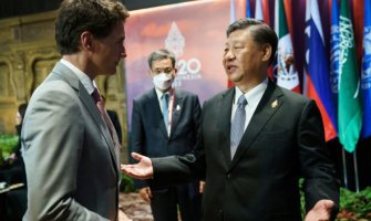 Si Đinping pred kamerama optužio kanadskog premijera za neiskrenost
