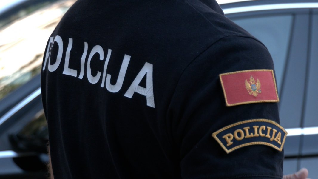 Policija1