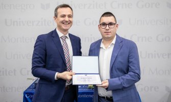 Stojan Terzić najbolji student Medicinskog fakulteta za studijsku 2022/23. godinu