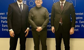 Nikolić i Rakočević sa Grošeljom: Svi kojima je stalo do evropske perspektive Crne Gore, da poštuju mišljenje Venecijanske komisije