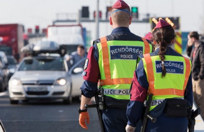 Krijumčar iz Srbije iskočio iz automobila bježeći od mađarske policije