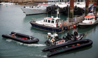 U toku operacija spasavanja migranata u Lamanšu, strahuje se da ima mrtvih