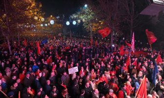 U toku protest Pokreta IMA NAS: Na protestu oko 20 hiljada građana (VIDEO)