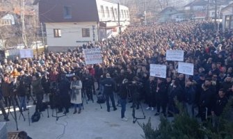 Održan protest u Štrpcu: Neće nas uplašiti ni otjerati oni koji pucaju
