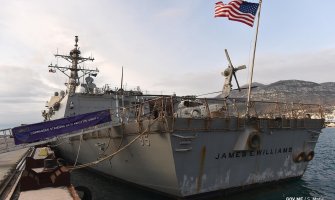 Adžić obišao američki brod USS 