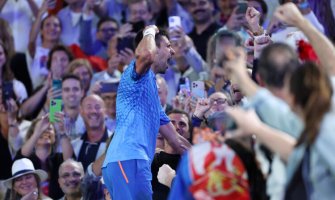Vratio se kralj Melburna: Novak osvojio Australijan Open za istorijsku 22. titulu i povratak na čelu ATP liste