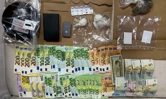 Budva: Uhapšene dvije osobe, pronađeni narkotici