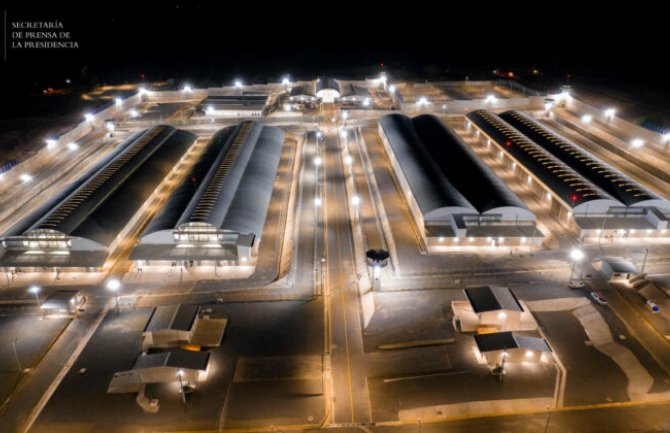 U El Salvadoru otvoren najveći zatvor u Americi