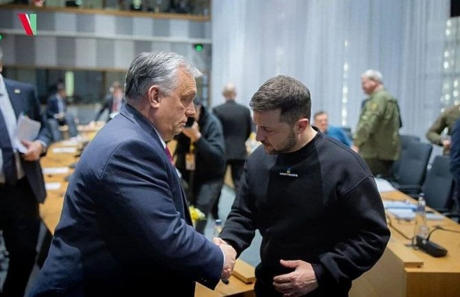 “Rukovanje može, oružje ne“