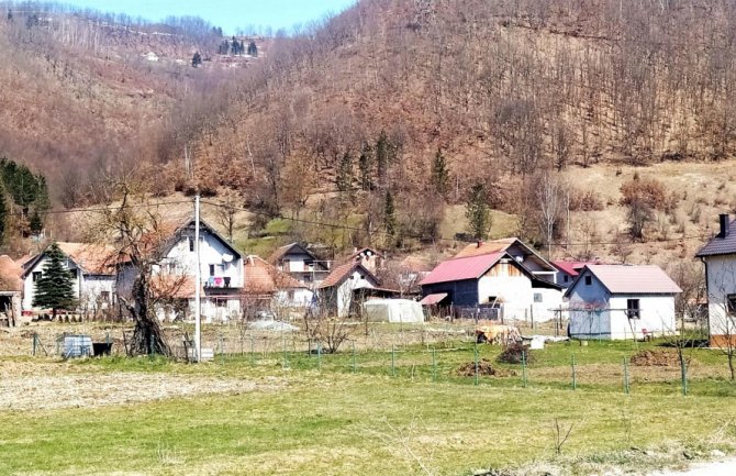 Bjelopoljac sjedio sa ministrom, pa napadnut ispred kafane