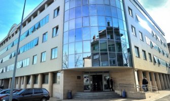 Zbog ispisivanja grafita po vozilu tužiteljke prekršajna prijava protiv jednog lica iz Budve