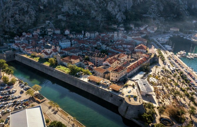 Smijenjen izvršni direkotr Luke Kotor Milko Krvavac