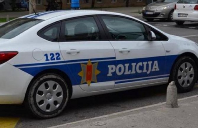 Rasvijetljeno podmetanje požara na vozilo policijskog službenika u Beranama