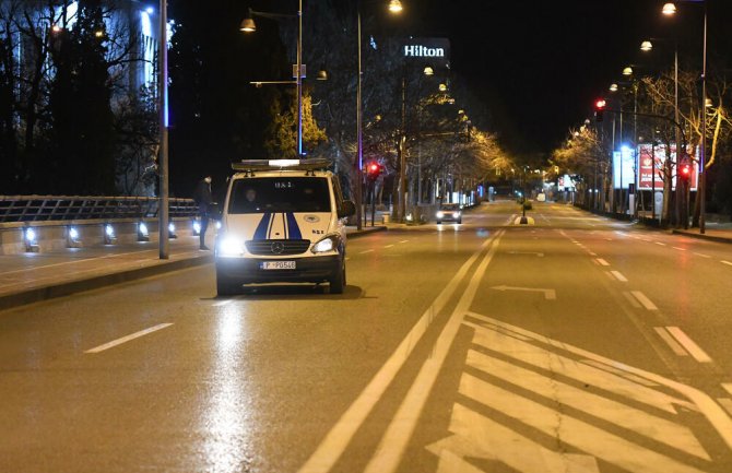 Dio komunikacije grupe optužene za šverc marihuane: Policajac tražio da mu plate i duševne bolove