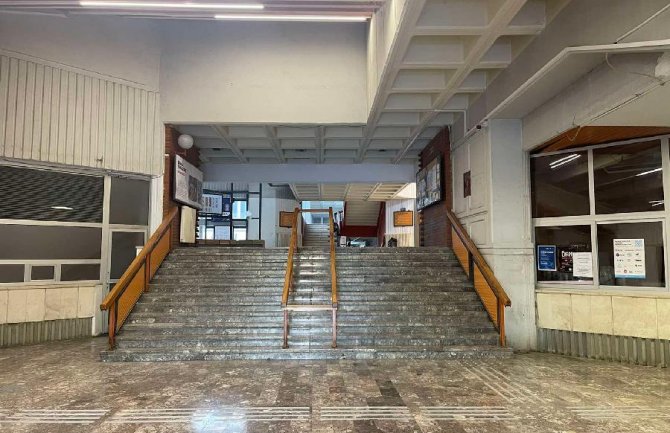 Zbog prijeteće poruke evakuisane prostorije Elektrotehničkog fakulteta